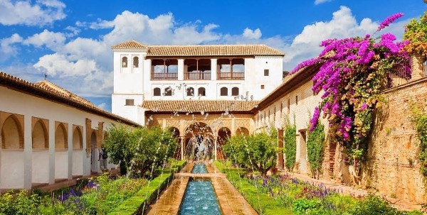 السياحة في غرناطة