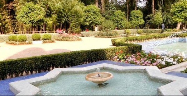 السياحة فى فاس