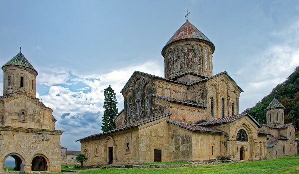 السياحة في كوتايسي