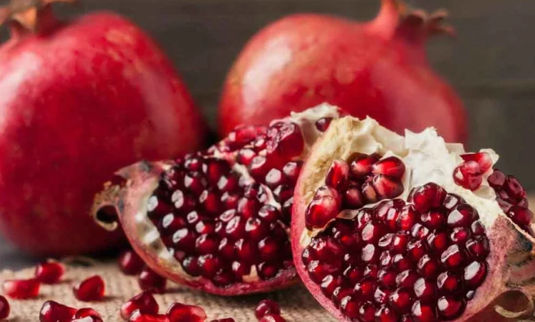 الرمان في المنام