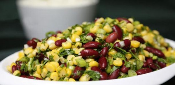 سلطة الفاصوليا الحمراء