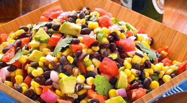 سلطة الفاصوليا الحمراء