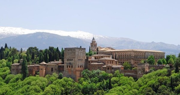 السياحة في غرناطة