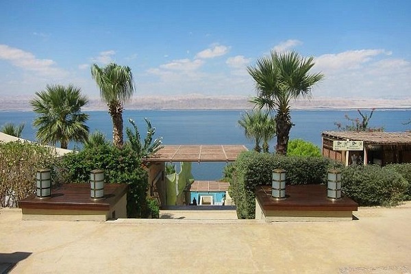 السياحة في البحر الميت