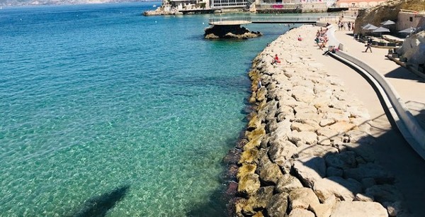 شاطئ بلاج كاتالان