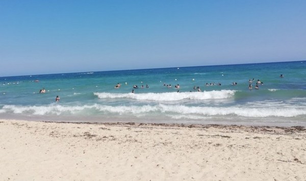 شاطئ بوبوت الحمامات تونس