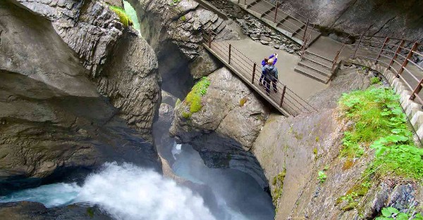 السياحة في انترلاكن