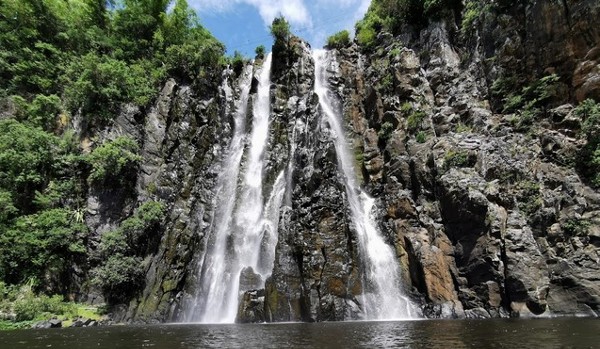 شلالات جزيرة ريونيون