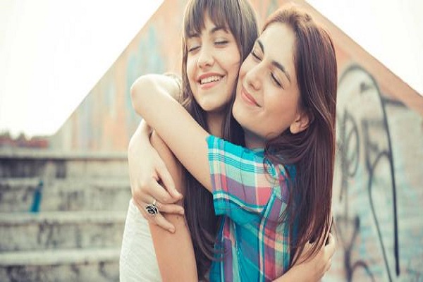 عبارات عن الأخت للواتس