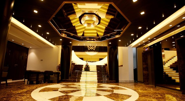 فندق وسبا بلازا