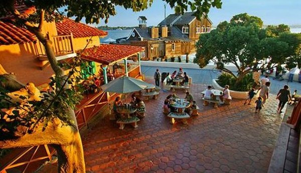 السياحة في سان دييغو قرية الميناء