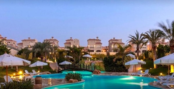 السياحة في العين السخنة