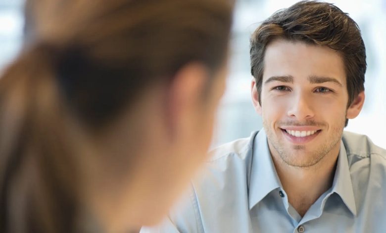 أقوى علامات الحب عند الرجل