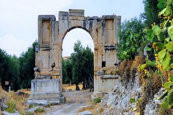 السياحة في مدينة طبرقة