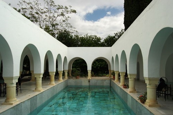 السياحة في مدينة الحمامات