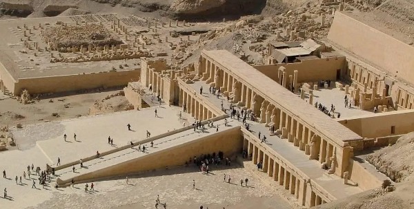 السياحة في الأقصر