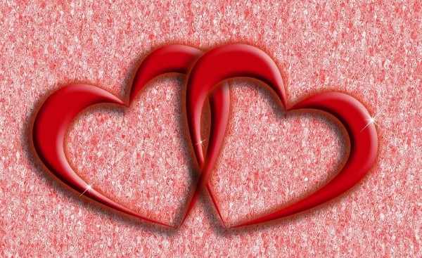 معجب بي ولا يكلمني