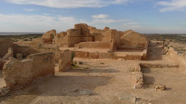 موقع طينة الأثري