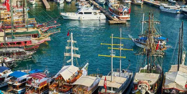 ميناء فيونكس القديم