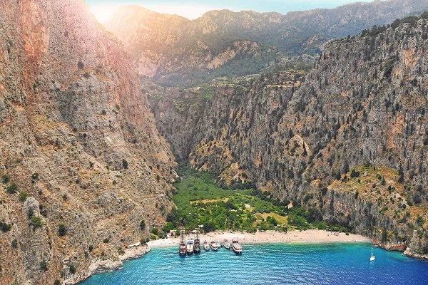 السياحة في فتحية