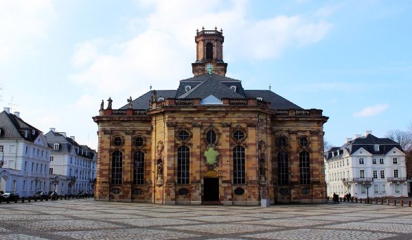 افضل اماكن السياحية في زاربروكن