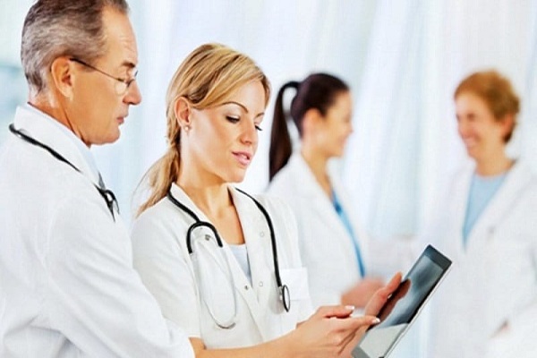 الأطباء العرب في تركيا