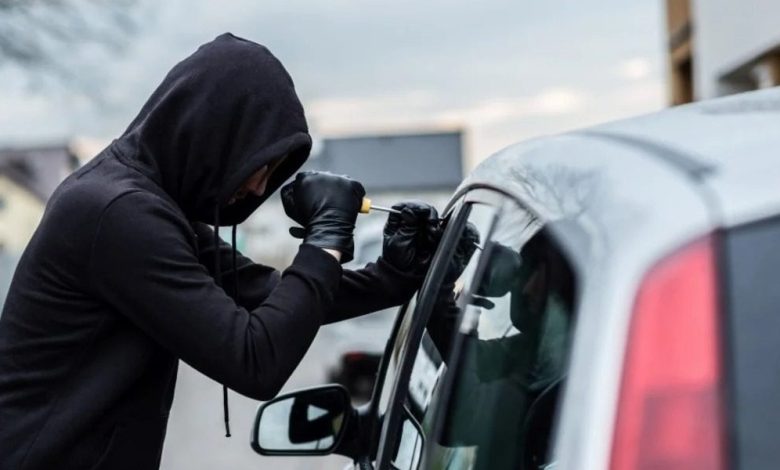 سرقة السيارة في المنام