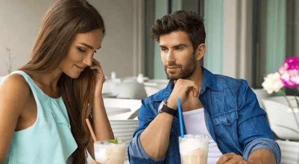 تلميحات الرجل المعجب