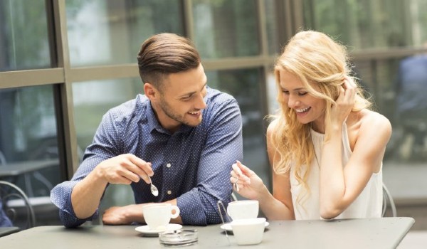 تلميحات الرجل المعجب