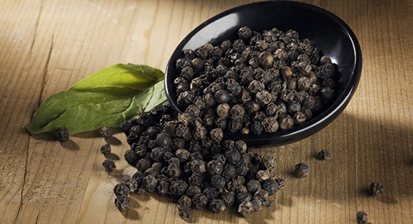 أضرار الفلفل الأسود علي الكبد