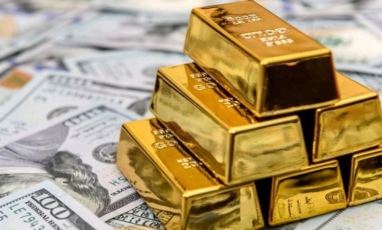 أيهما أفضل شراء الذهب أم الدولار