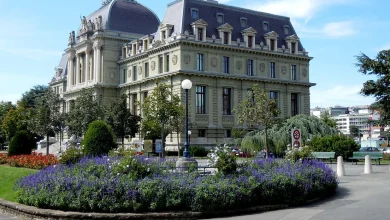 السياحة في ايفيان