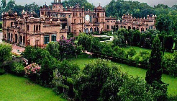 السياحة في بيشاور