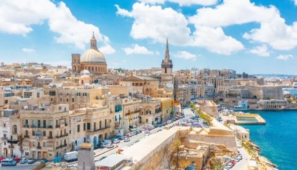 السياحة في فاليتا