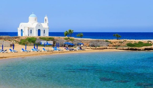 السياحة في لارنكا