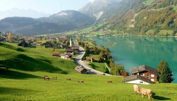 السياحة في مونترو