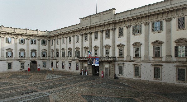 القصر الملكي ميلان Palazzo Reale
