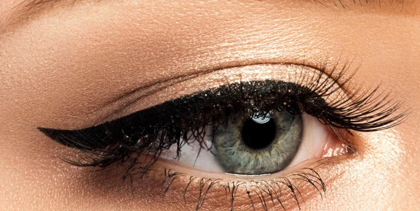 الكحل في المنام