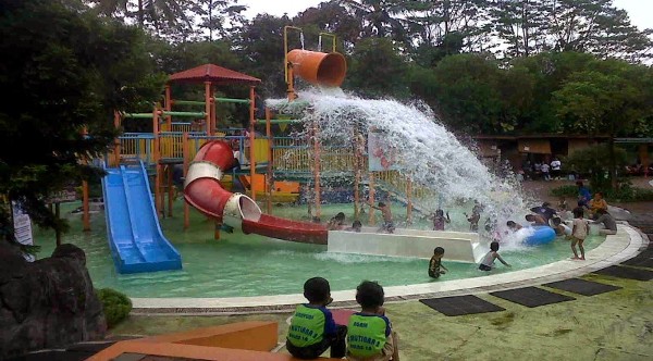 حديقة العطلات تامان ماتاهاري