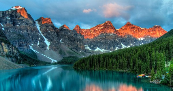 خلفيات طبيعة خلابة وساحرة