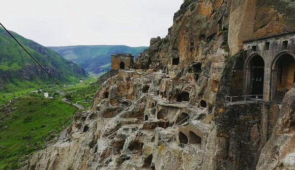 دير فارديزيا في تبليسي