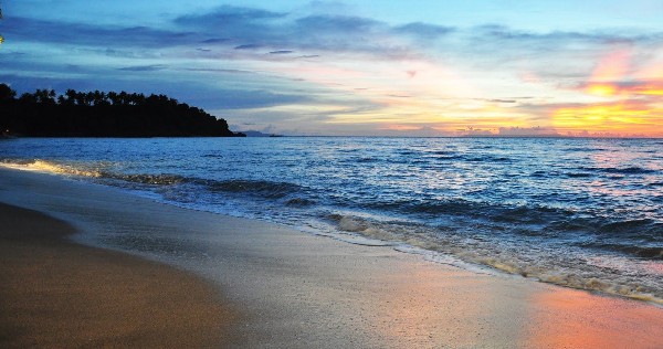 شاطئ سنجيجي