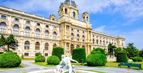 السياحة في فينا