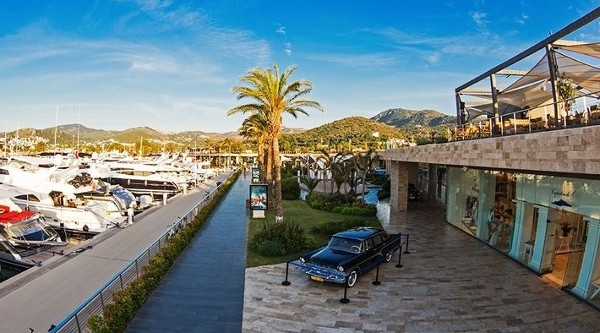 مركز التجارة باسار بارو