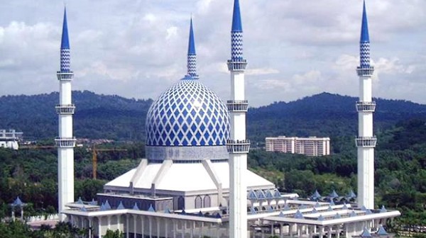 مسجد السلطان صلاح الدين عبد العزيز