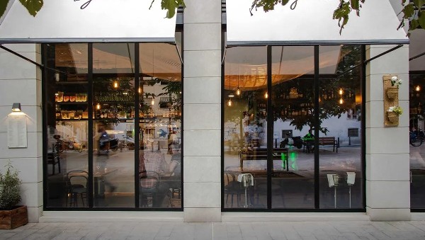 مطعم لا سلفورا