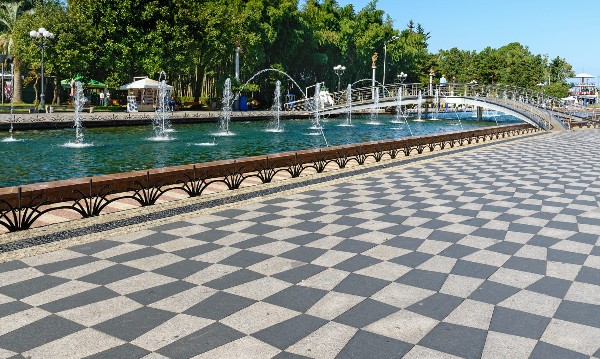 ممشى باتومي بوليفارد