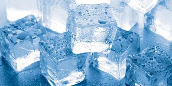 فوائد اكل الثلج