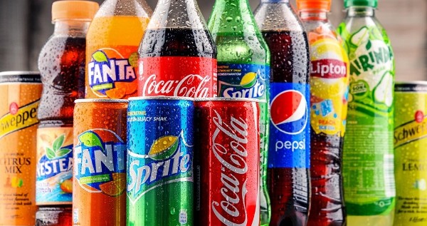أضرار المشروبات الغازية على العظام