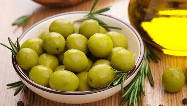 أضرار زيت الزيتون علي الكلي